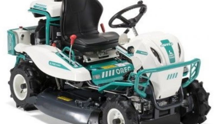 Fotka - Kúpa traktorovej kosačky/mulčovač a kontajnerovej garáže